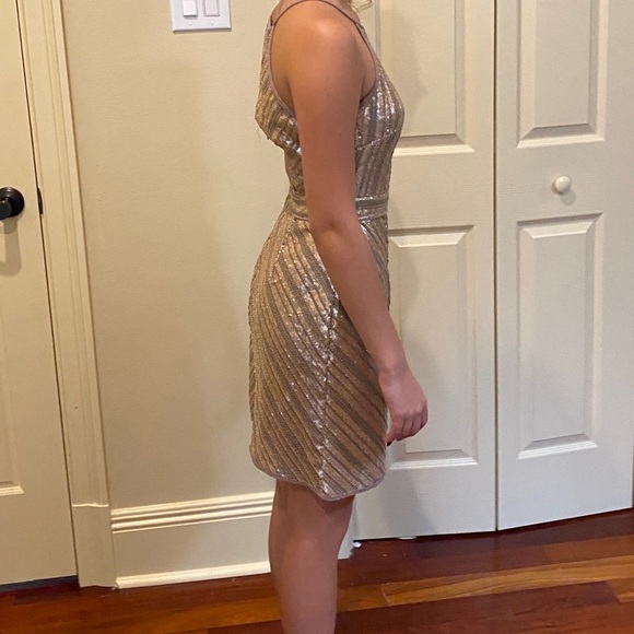 Gold cocktail dress worn once - Picture 4 of 4